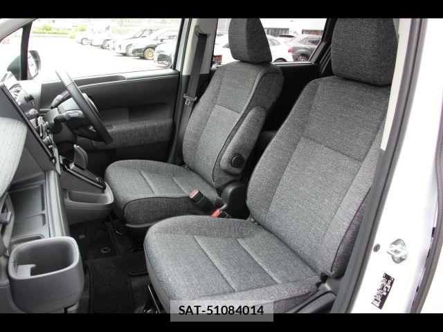 Toyota SIENTA 2024-09 7963776-11