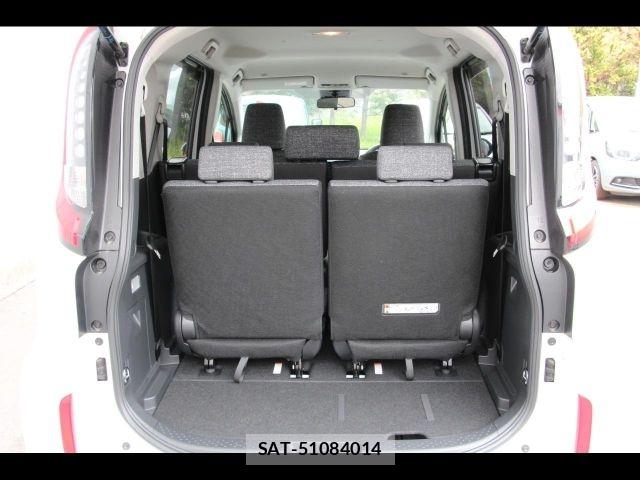 Toyota SIENTA 2024-09 7963776-13