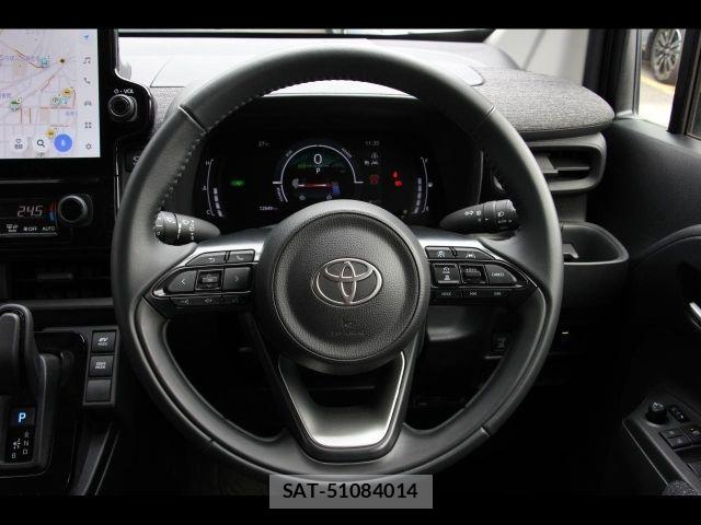 Toyota SIENTA 2024-09 7963776-7