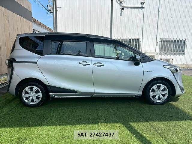 Toyota SIENTA 2019-12 7963784-14