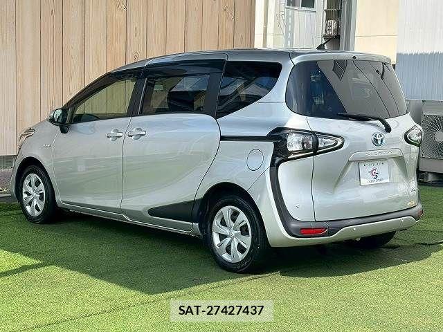 Toyota SIENTA 2019-12 7963784-16