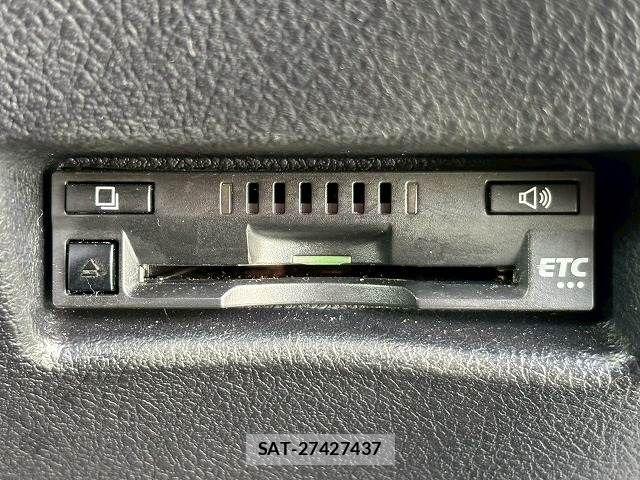 Toyota SIENTA 2019-12 7963784-8