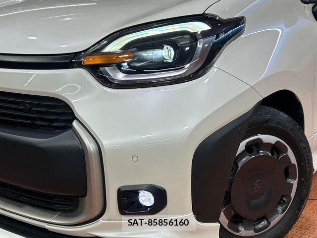 Toyota SIENTA 2023-06 7963772-12