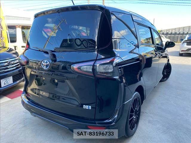 Toyota SIENTA 2015-08 7963783-1