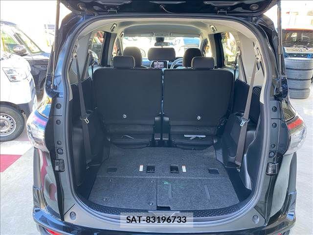 Toyota SIENTA 2015-08 7963783-4
