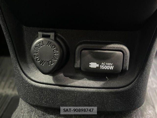 Toyota SIENTA 2023-09 7963773-5