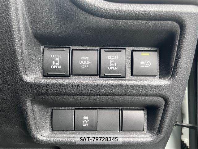 Toyota SIENTA 2023-08 7963777-10