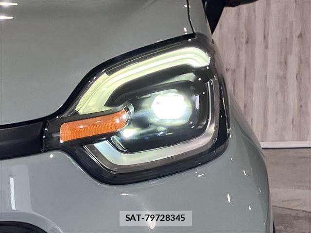 Toyota SIENTA 2023-08 7963777-15