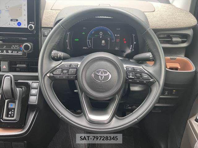 Toyota SIENTA 2023-08 7963777-16