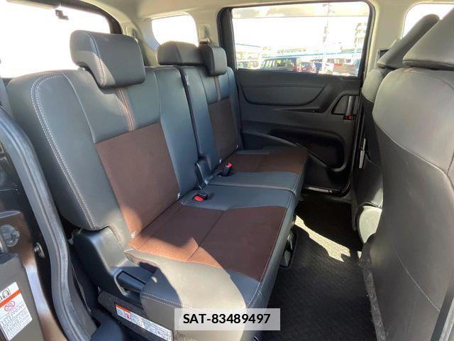 Toyota SIENTA 2021-06 7963779-9