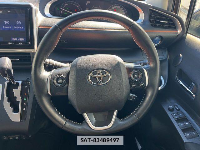 Toyota SIENTA 2021-06 7963779-12