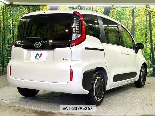 Toyota SIENTA 2026-04 7963771-17