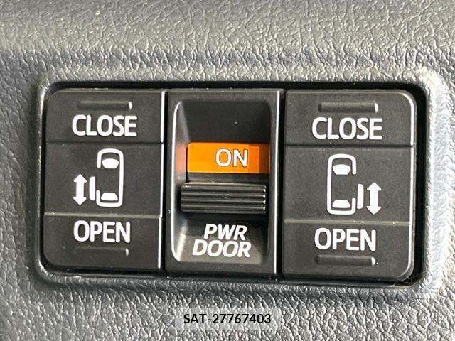 Toyota SIENTA 2015-07 7963786-5