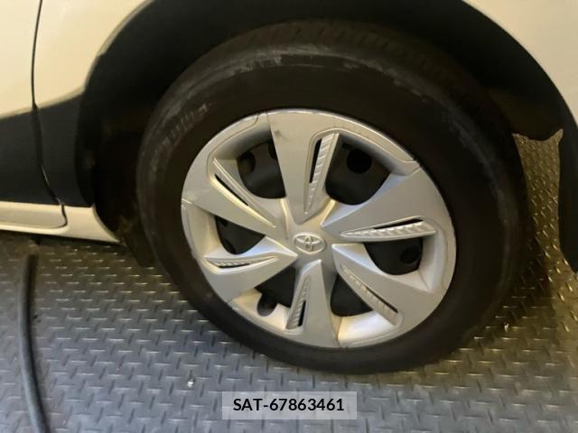Toyota SIENTA 2018-10 7981014-9