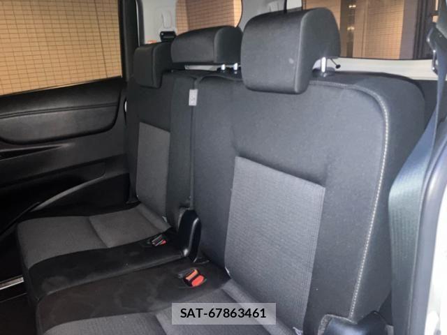 Toyota SIENTA 2018-10 7981014-12