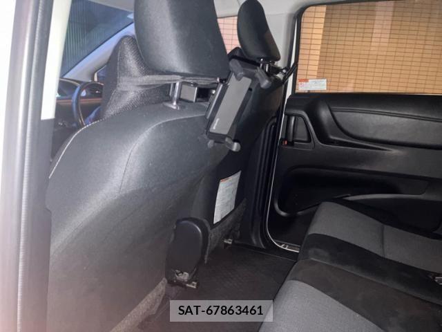 Toyota SIENTA 2018-10 7981014-13