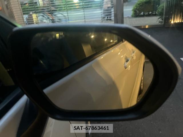 Toyota SIENTA 2018-10 7981014-15