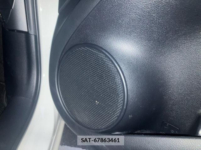 Toyota SIENTA 2018-10 7981014-17