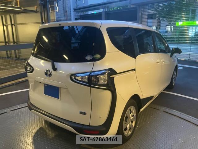 Toyota SIENTA 2018-10 7981014-5