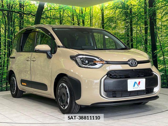 Toyota SIENTA 2022-11 7981008-16