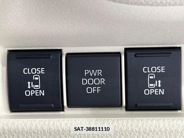Toyota SIENTA 2022-11 7981008-6