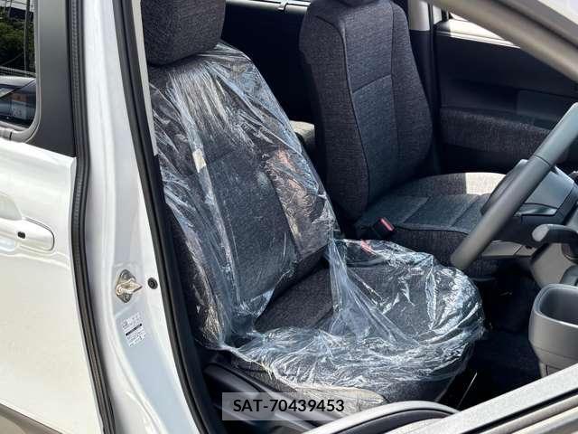 Toyota SIENTA 2026-04 7981001-12