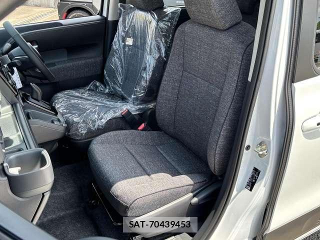 Toyota SIENTA 2026-04 7981001-16