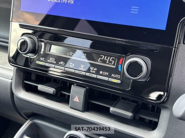 Toyota SIENTA 2026-04 7981001-22