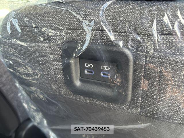 Toyota SIENTA 2026-04 7981001-24