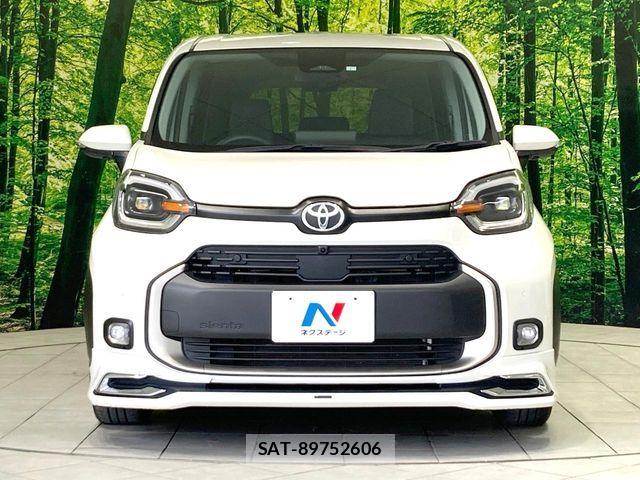 Toyota SIENTA 2023-01 7981005-14