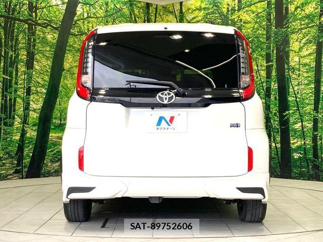 Toyota SIENTA 2023-01 7981005-15