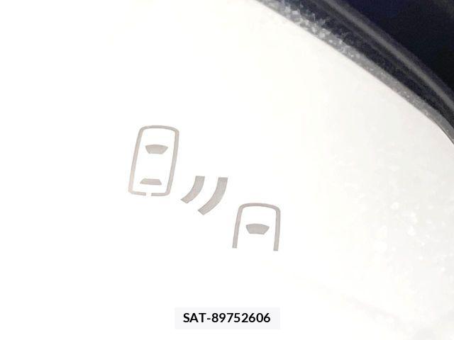 Toyota SIENTA 2023-01 7981005-6