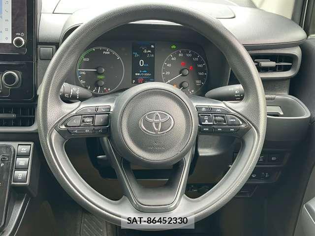 Toyota SIENTA 2022-11 7981010-12