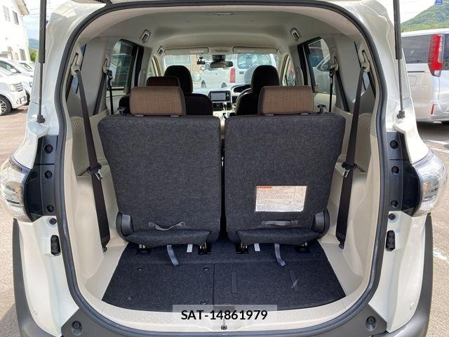 Toyota SIENTA 2016-10 7981016-19