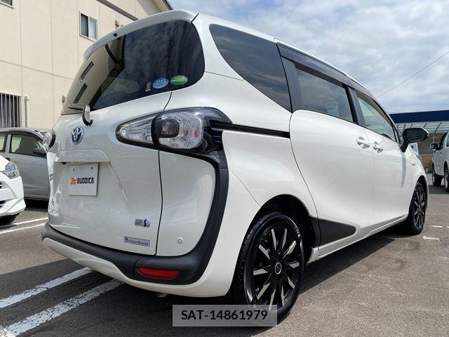 Toyota SIENTA 2016-10 7981016-6