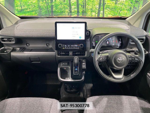 Toyota SIENTA 2023-12 7981003-1