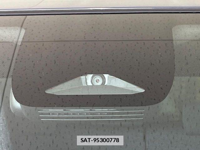 Toyota SIENTA 2023-12 7981003-2