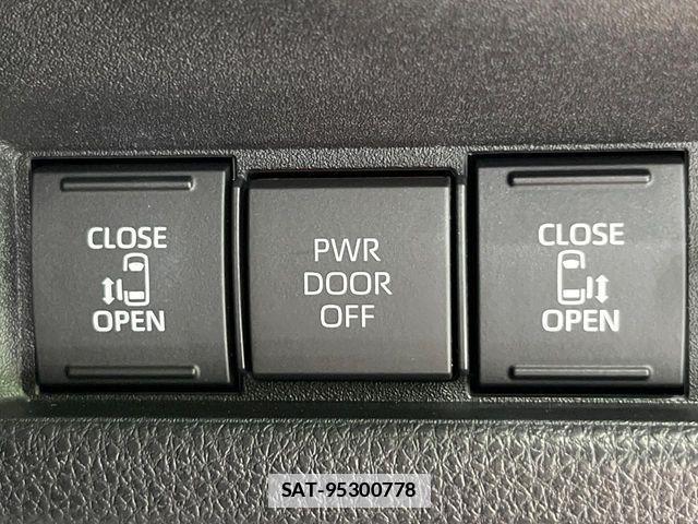 Toyota SIENTA 2023-12 7981003-5