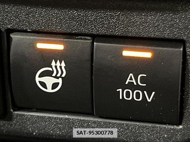 Toyota SIENTA 2023-12 7981003-6