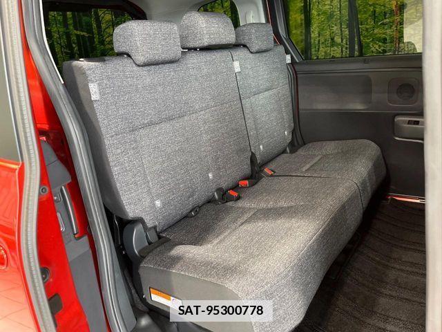 Toyota SIENTA 2023-12 7981003-8