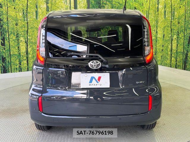 Toyota SIENTA 2024-10 7981002-16