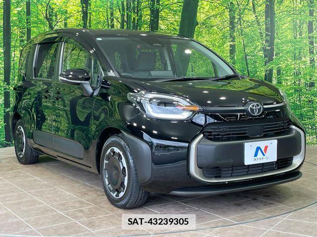 Toyota SIENTA 2023-07 7981006-15