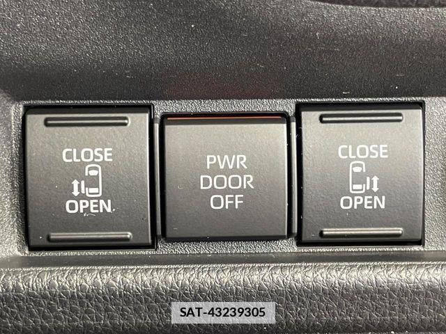 Toyota SIENTA 2023-07 7981006-6