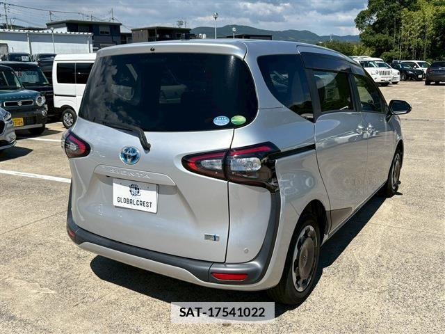 Toyota SIENTA 2018-06 7981013-13