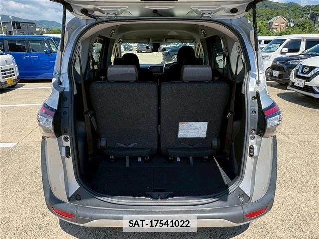 Toyota SIENTA 2018-06 7981013-7