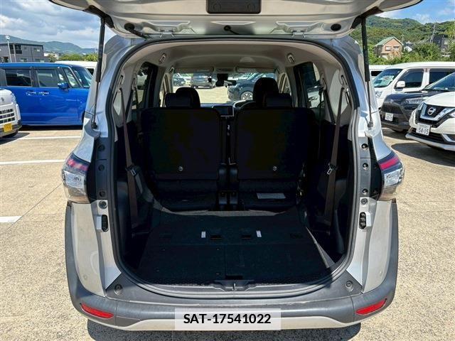 Toyota SIENTA 2018-06 7981013-8