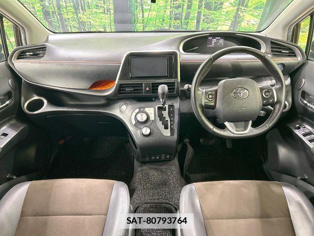 Toyota SIENTA 2019-08 7981011-1