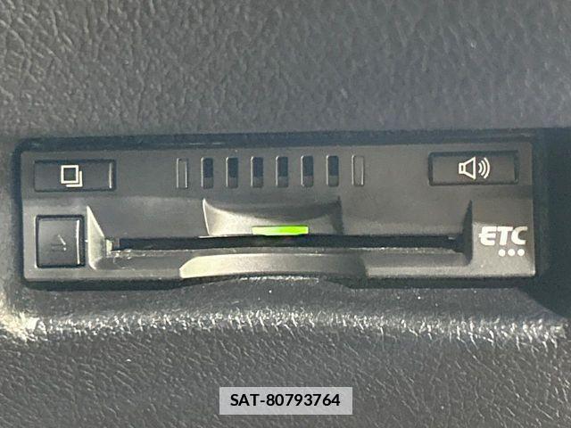 Toyota SIENTA 2019-08 7981011-6
