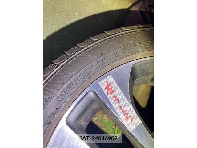 Toyota SIENTA 2015-10 7981015-10