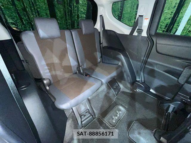 Toyota SIENTA 2021-08 7981009-10